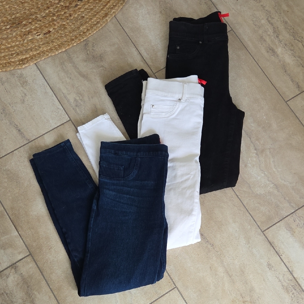 Lot Of 3 SPANX Skinny Jeans